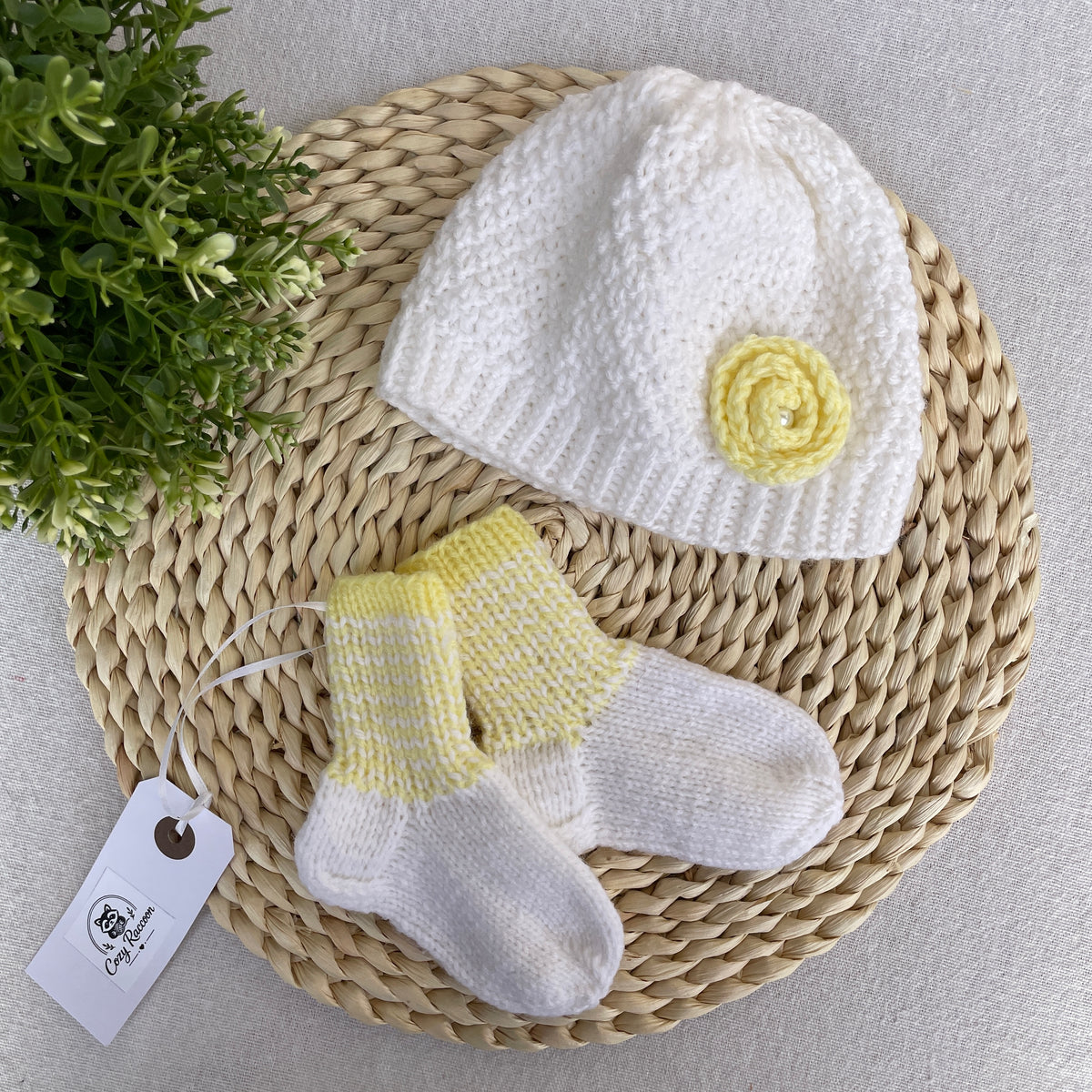 Baby Gift Set, Socks and Beanie Hat, White/Yellow, 3-6 Months