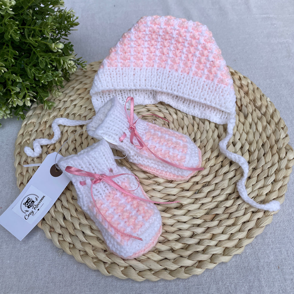 Baby Girl Gift Set,Booties and Bonnet, White/Pink, 0-3 Months