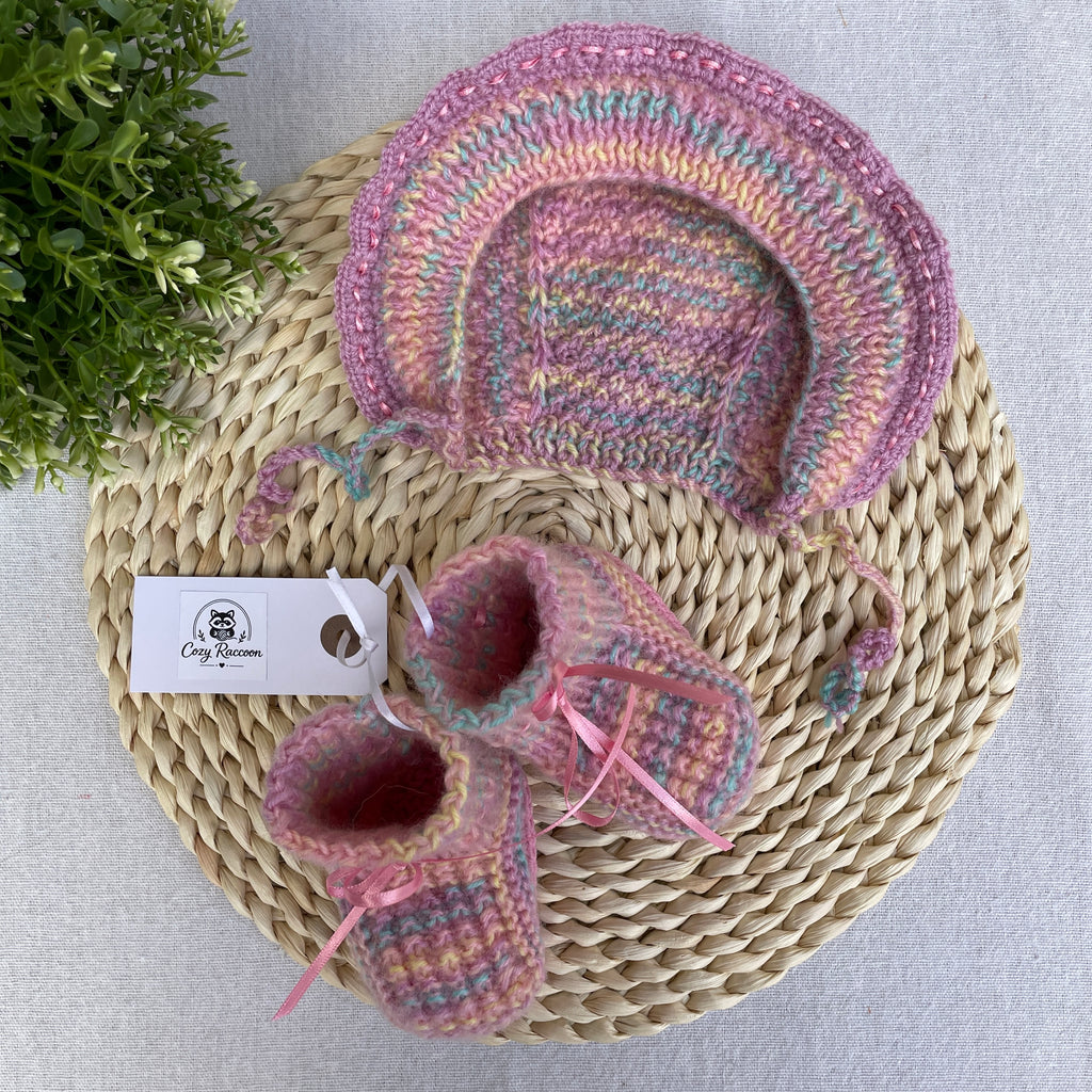Baby Girl Gift Set, Booties and Bonnet, Wool Pink Melange 0-3 Months