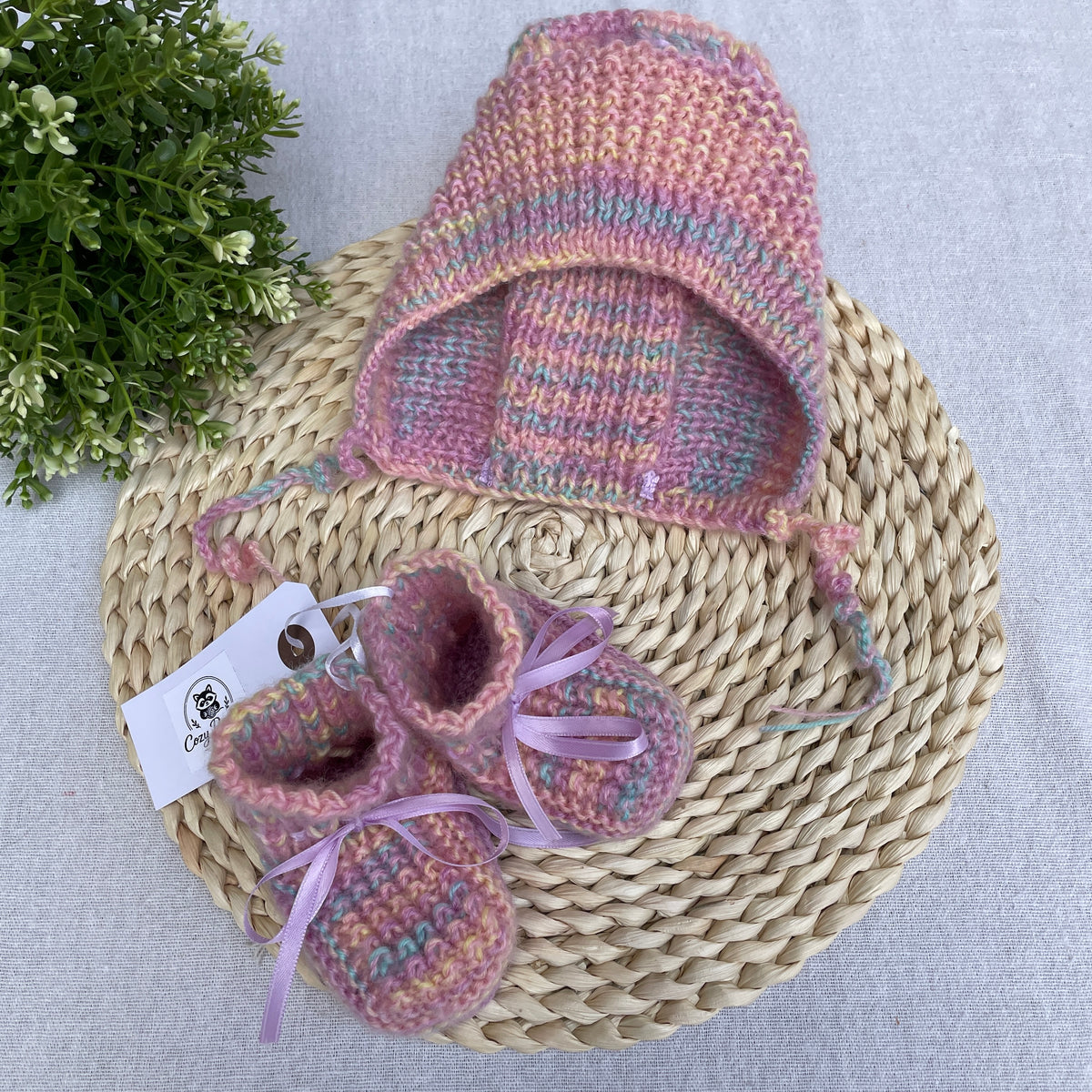 Baby Girl Gift Set, Booties and Bonnet, Wool Pink Melange,  0-3 Months