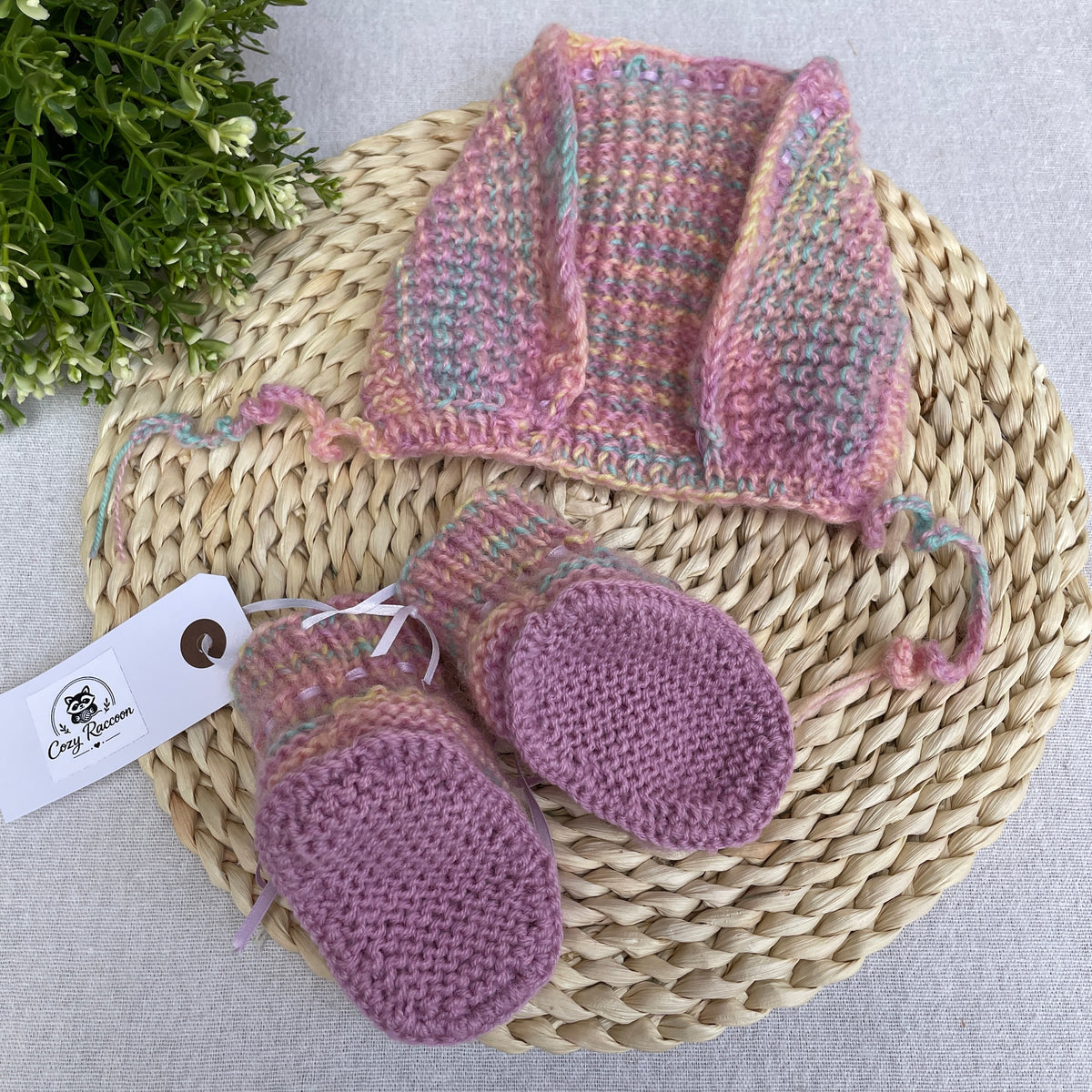 Baby Girl Gift Set, Booties and Bonnet, Wool Pink Melange,  0-3 Months